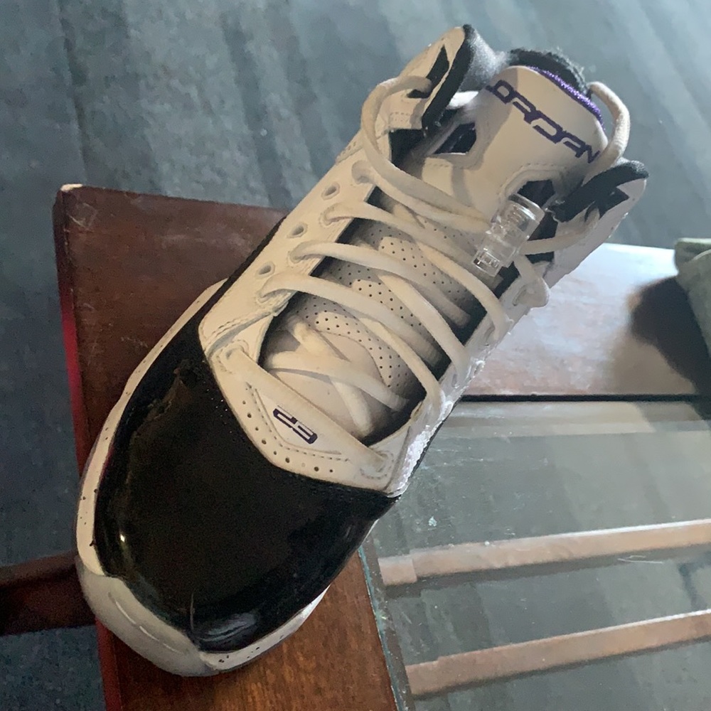 Boys' Big Kids' Jordan - Picture 3 of 4